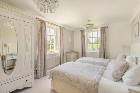 Cottage Bedroom 3