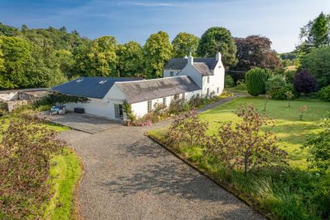 Well Kept Gardens