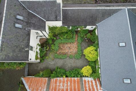 Garden Courtyard