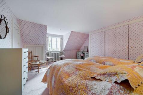 Inbuilt Storage