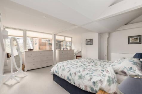 Primary &amp; En-Suite