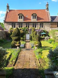 Ewe Cote Hall