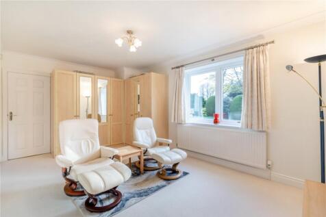 Bedroom/Sitting Room
