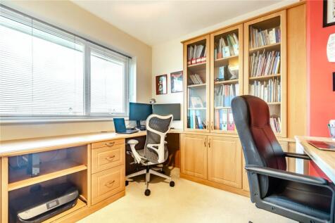 Bedroom 4/Office