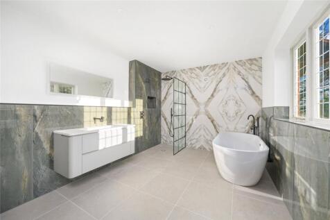 En Suite Bathroom