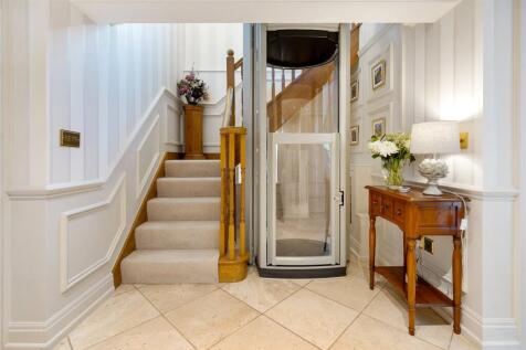 Hall &amp; Lift