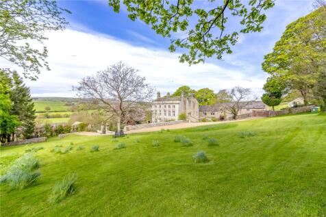 Lawned Gardens