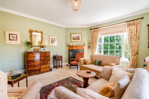 Bedroom/Family Room