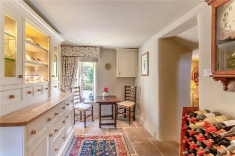 Breakfast Room