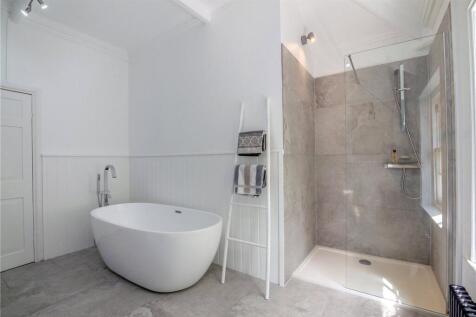 Bathroom 4 En Suite