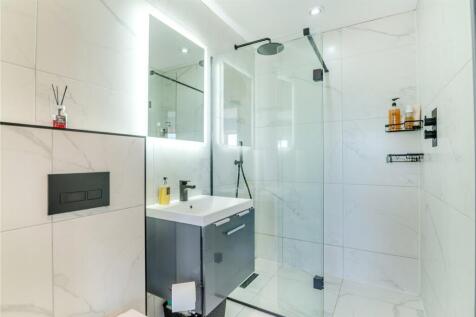 Ensuite Shower Room