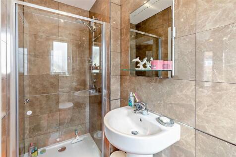 Bedroom 1 En Suite