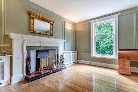 Bedroom/Sitting Room