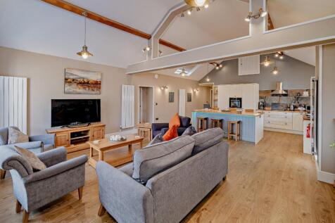First Floor Flat