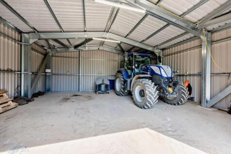 Tractor Barn
