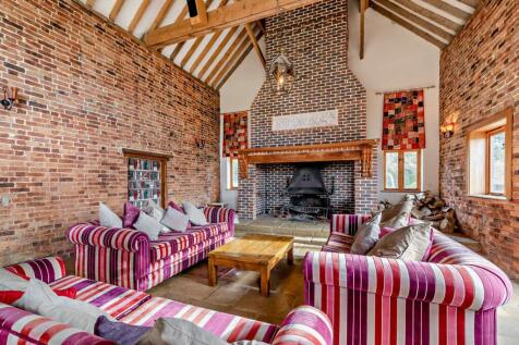 Vaulted Drawing Room