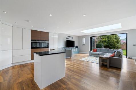 Kitchen/Diner/Family