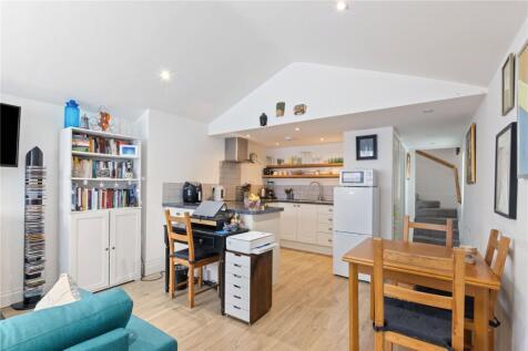 Kitchen/Living Room