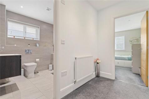 Bathroom/Bedroom