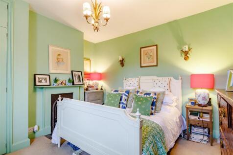 8476402-interior02.jpg