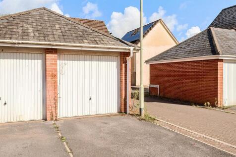 Entrance to parking area (Left Garage)
