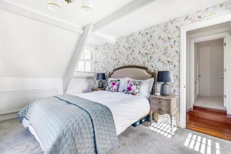 Bloomers Bedroom