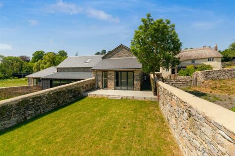 A64 - Barns &#64; Higher Court Barns, Littlehempston -