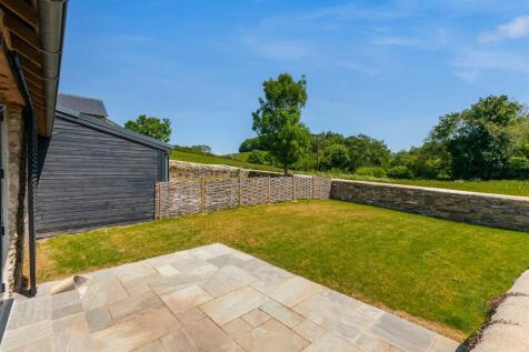 A59 - Barns &#64; Higher Court Barns, Littlehempston -