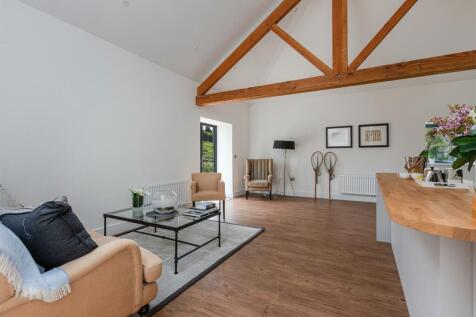 A01 - Barns &#64; Higher Court Barns, Littlehempston -