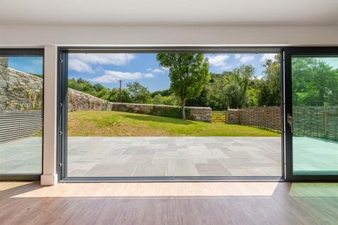 A21 - Barns &#64; Higher Court Barns, Littlehempston -