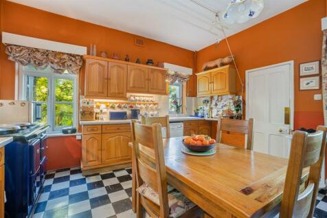 A 12 - Higher Bowden House Totnes internals - 2205