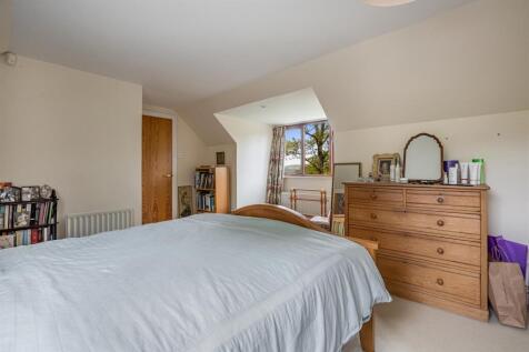 A28 - Ashprington, Brambles - 230505.jpg