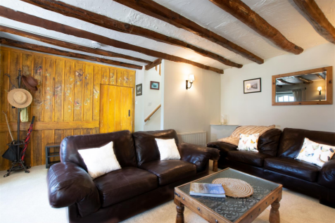 SHEP COTTAGE LIVING ROOM.png