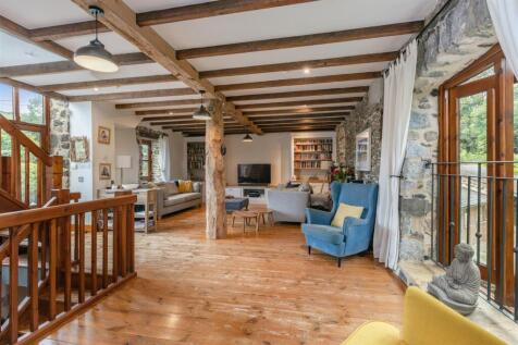 A 22 - 2 Manor Barn Bickington - 210813.jpg