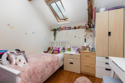 A 27 - 2 Manor Barn Bickington - 210813.jpg