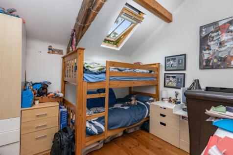 A 28 - 2 Manor Barn Bickington - 210813.jpg