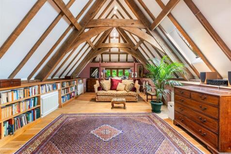 A53 - Green Dragon Barn Blackawton Totnes - 250425