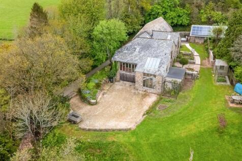 A13 - Green Dragon Barn Blackawton Totnes - 250425