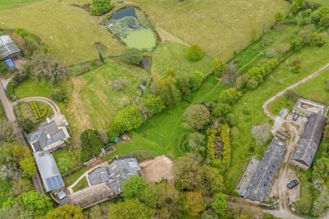 A21 - Green Dragon Barn Blackawton Totnes - 250425