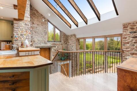 A25 - Green Dragon Barn Blackawton Totnes - 250425