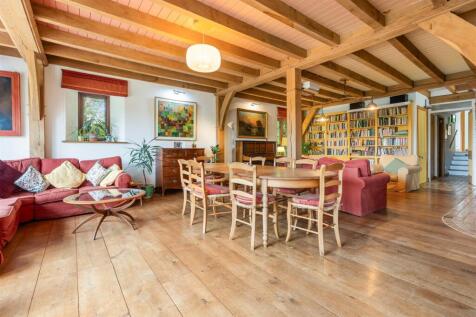 A35 - Green Dragon Barn Blackawton Totnes - 250425