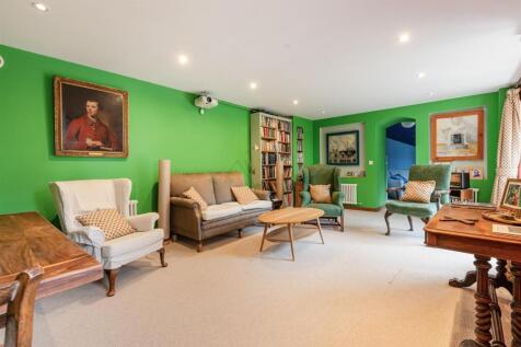 A37 - Green Dragon Barn Blackawton Totnes - 250425