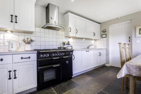hmb-kitchen-diner-2.jpg