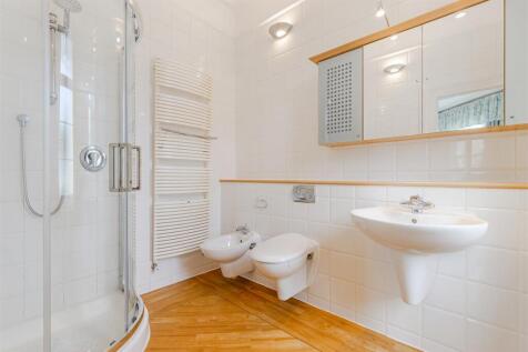 A44 - 26 College Road Newton Abbot - 250422.jpg