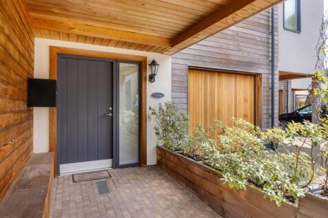 A13 - 17 Baltic Way Totnes - 250514.jpg