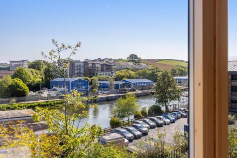 A25 - 17 Baltic Way Totnes - 250514.jpg