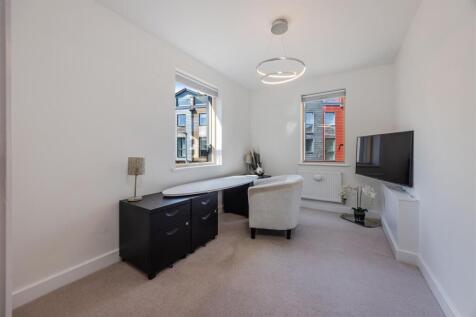 A32 - 17 Baltic Way Totnes - 250514.jpg