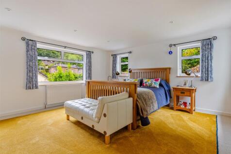 A20 - Quarry House Maudlin Road Totnes - 250722.jp
