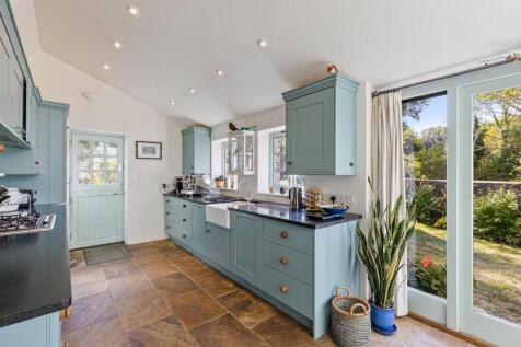 A12 - Beards Farmhouse, Buckfastleigh, Coombe - 25