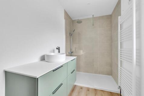 Ensuite.jpg